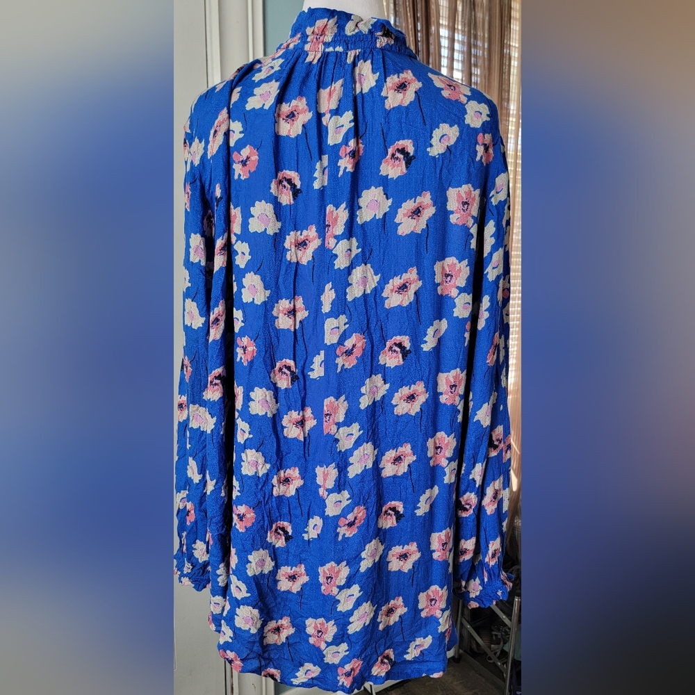 Lucky Brand Cold Shoulder Peasant Top Women's 2X Blue & Pink Floral Flowy Tunic - Picture 3 of 14